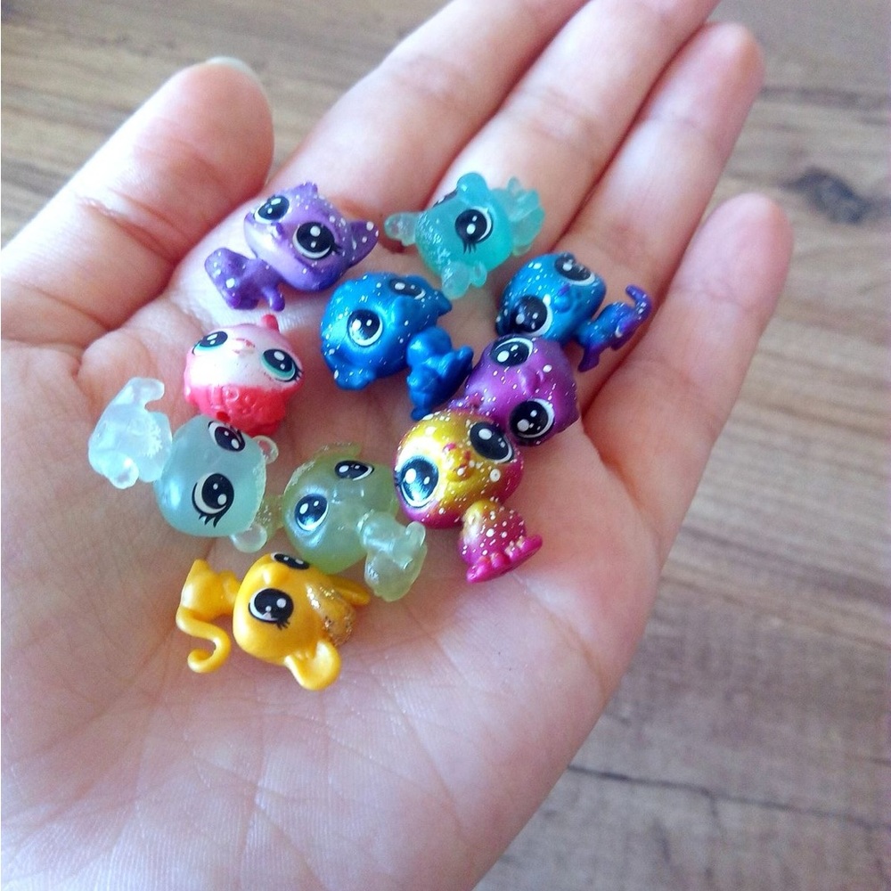 Littlest Pet Shop Vibrant Mini Figures
